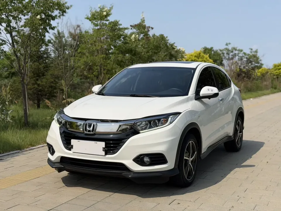Honda VEZEL Binzhi 2020 1.5L CVT Pioneer Edition 2022 — photo 1, buy with delivery to Moscow