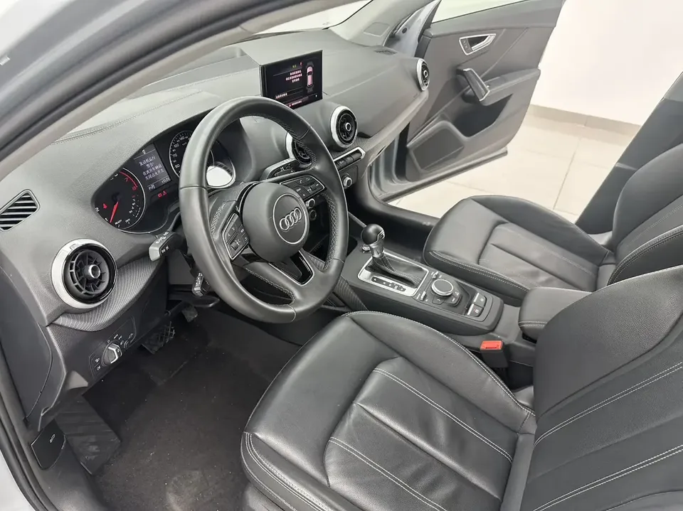 Audi Q2L Audi Q2L 2022 35 TFSI Stylish and Elegant 2023 — thumbnail 5