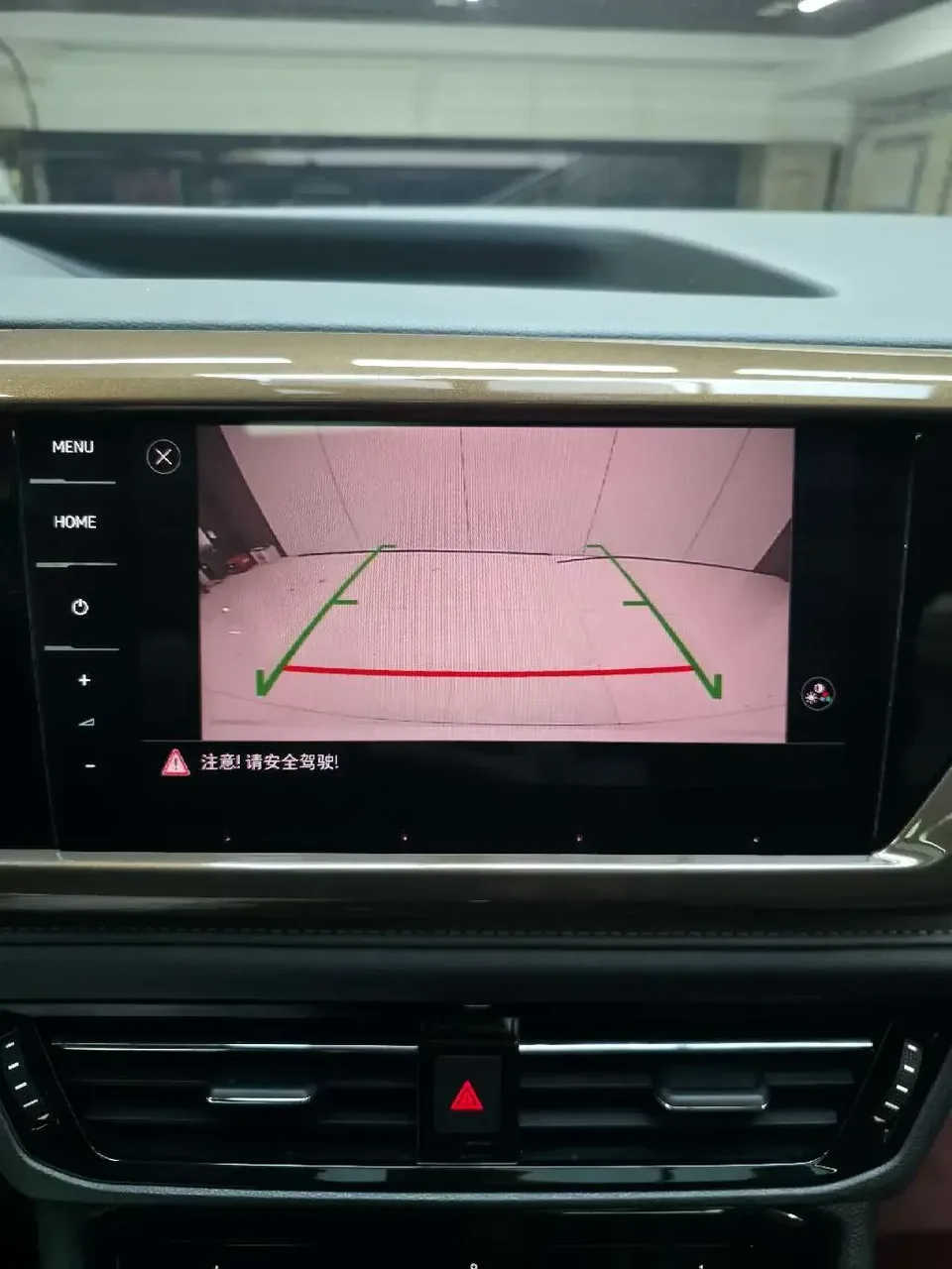 Volkswagen Tharu tuyue 2021 280TSI 2WD Luxury Edition PLUS 2022 — thumbnail 5