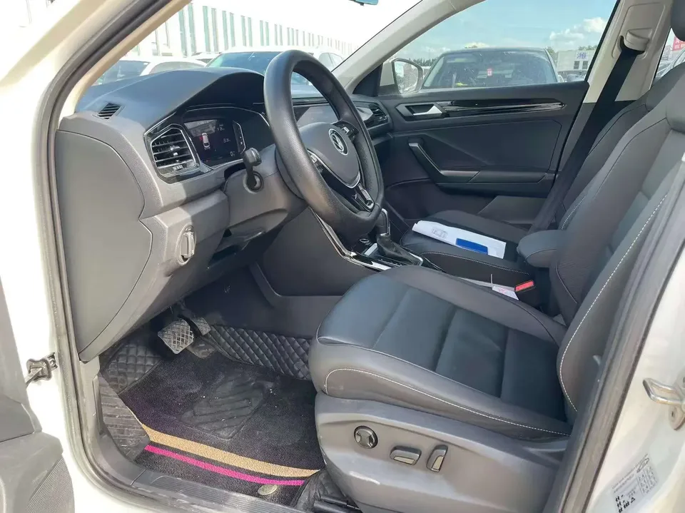 Volkswagen T-Roc TANG 2022 280TSI DSG 2WD Comfort PLUS 2023 — thumbnail 3