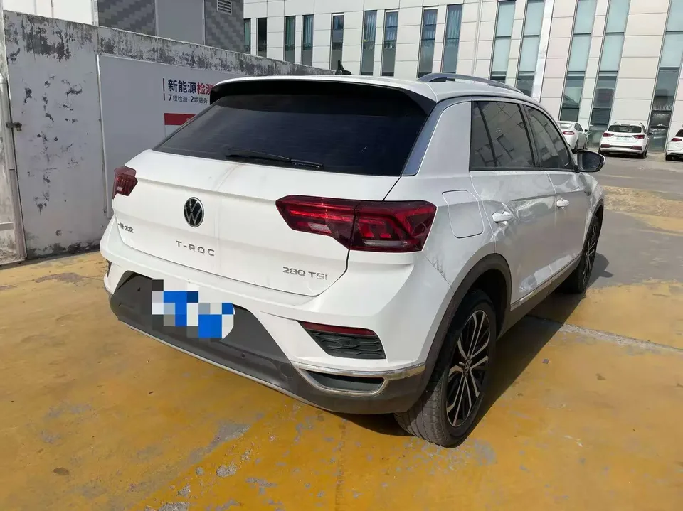 Volkswagen T-Roc TANG 2022 280TSI DSG 2WD Comfort PLUS 2023 — thumbnail 4