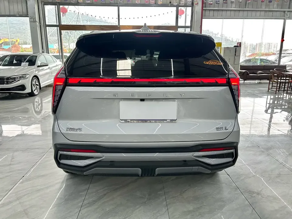 Geely Atlas L Boyue L 2023 1.5TD DCT Premium 2025 — thumbnail 2