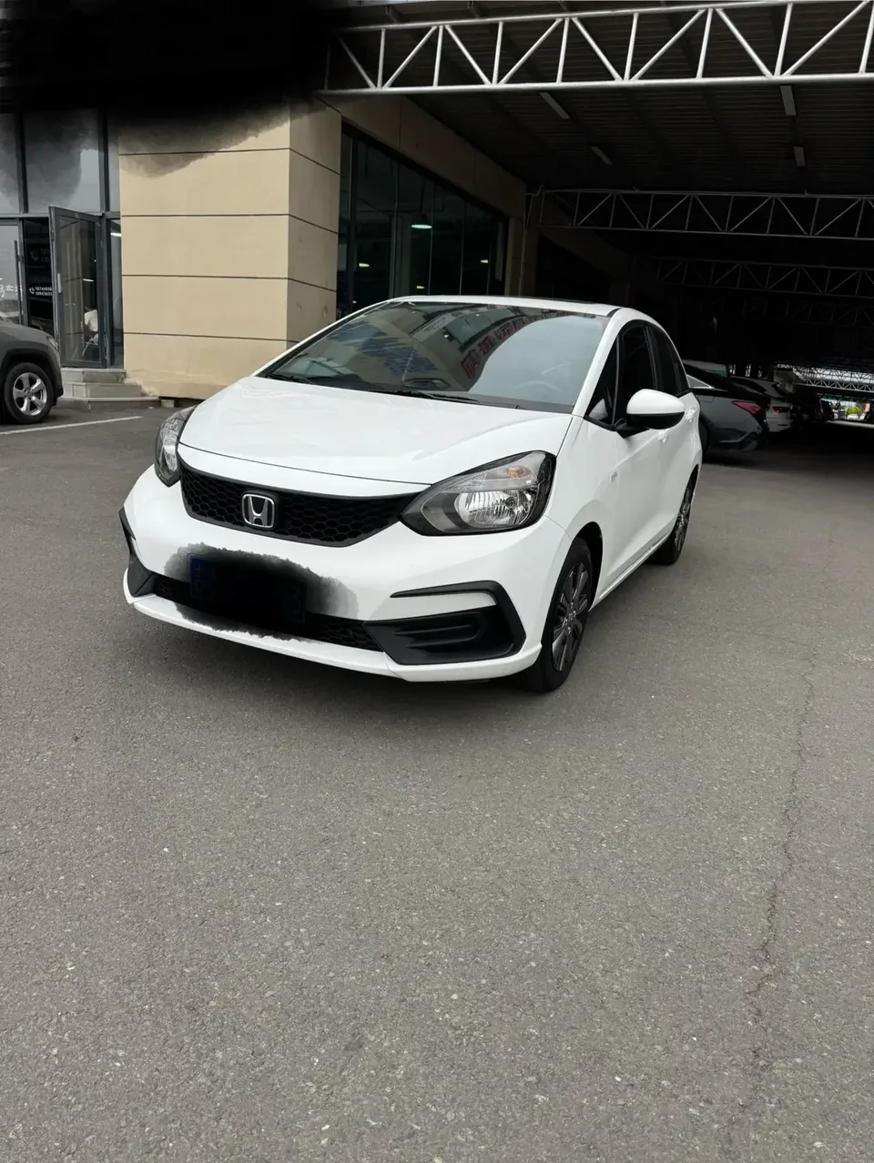 Honda FIT Fit 2022 1.5L CVT Trendy Sunroof Edition 2022 — photo 1, buy with delivery to Moscow