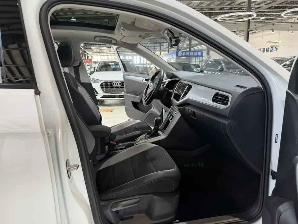 Volkswagen T-Roc TANG 2022 280TSI DSG 2WD Elite PLUS 2022 — thumbnail 4