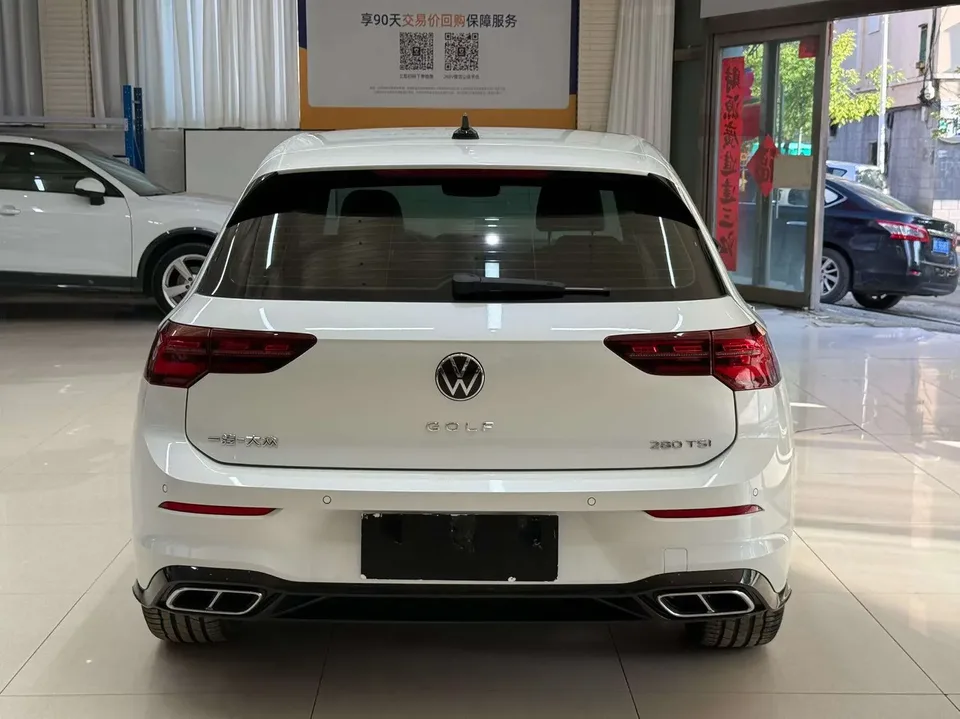 Volkswagen Golf golf 2021 280TSI DSG R-Line 2022 — thumbnail 2