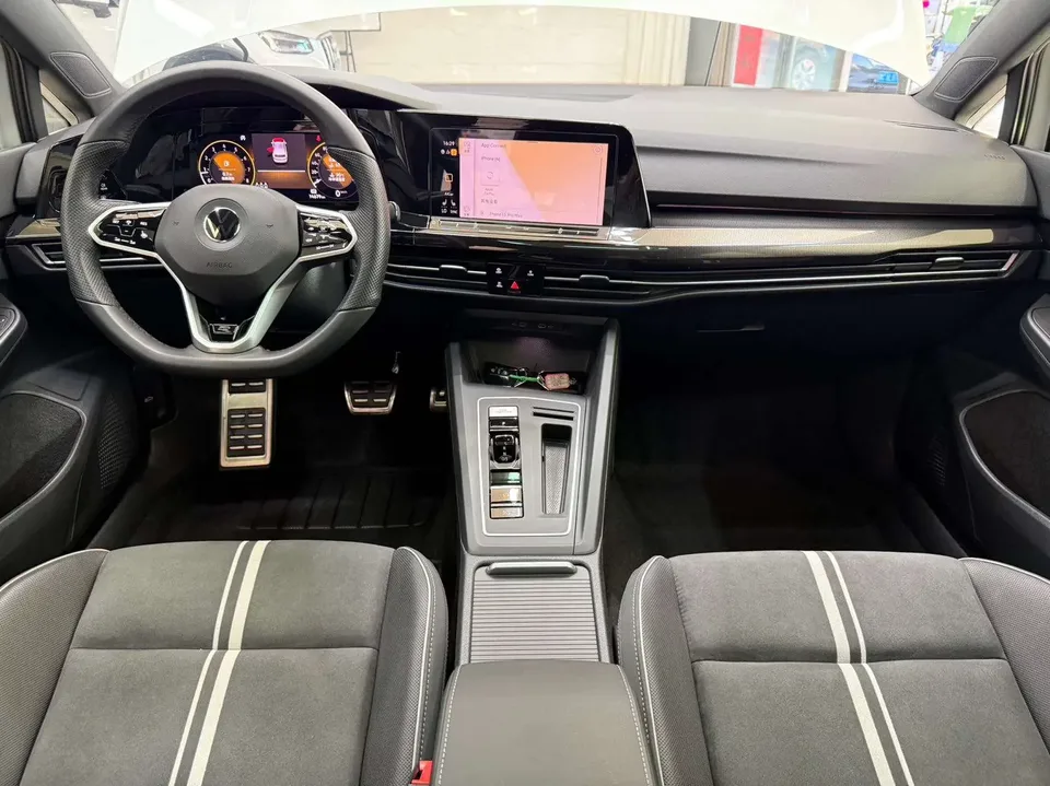 Volkswagen Golf golf 2021 280TSI DSG R-Line 2022 — thumbnail 4