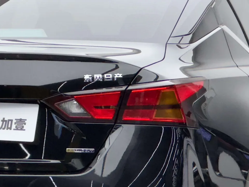 Nissan Altima Sound of nature 2021 2.0L XE Exclusive Edition 2023 — thumbnail 2