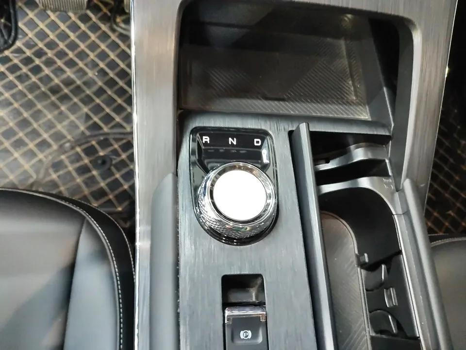 Haval H6 PHEV Haval H6 PHEV 2022 1.5T DHT-PHEV 110km Free Travel Edition 2023 — thumbnail 4