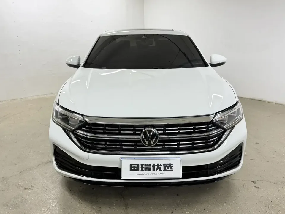 Volkswagen Sagitar Sagitar 2023 280TSI DSG Beyond Edition Plus 2023 — photo 1, buy with delivery to Moscow