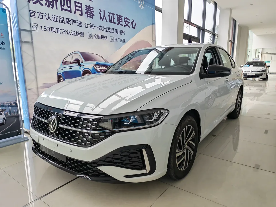 Volkswagen Lavida Lavida 2024 300TSI DSG Starry Sky Leading Edition 2024 — photo 1, buy with delivery to Moscow