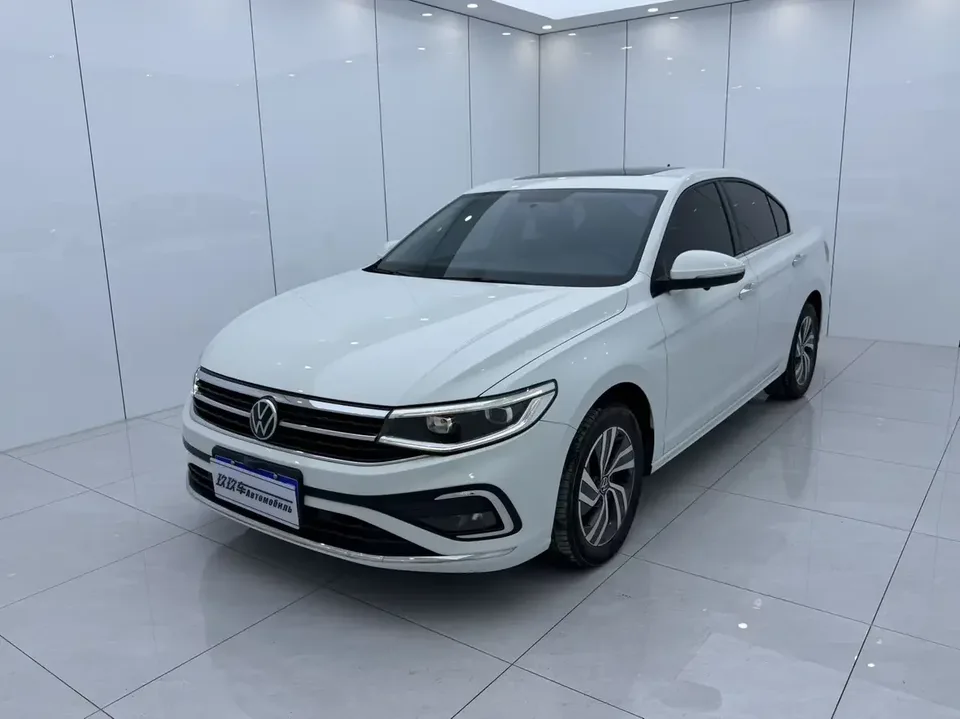 Volkswagen Bora Bora 2023 200TSI DSG Joy Edition 2023 — photo 1, buy with delivery to Moscow