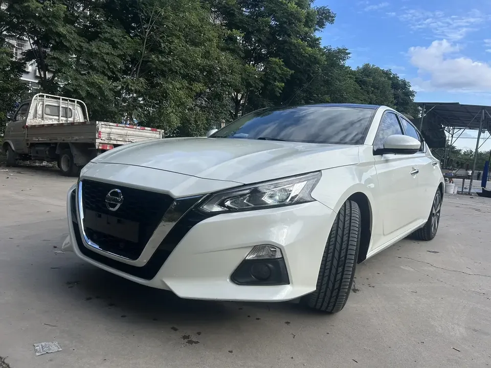 Nissan Altima Sound of nature 2022 2.0L XL-TLS Enjoy Edition 2022 — фото 1, купить с доставкой в Москву