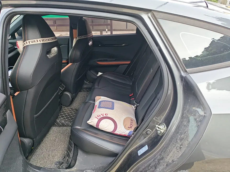 Changan UNI-V Changan UNI-V 2023 1.5T Premium 2023 — thumbnail 3