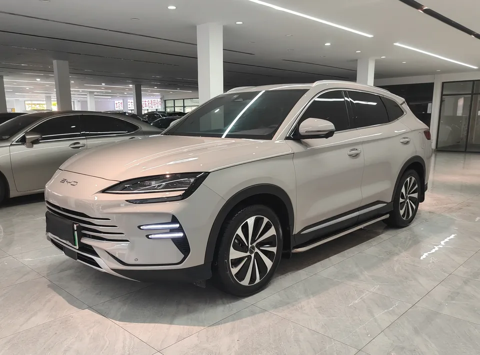 BYD Song PLUS DM Song PLUS DM 2023 DM-i Champion Edition 110KM Flagship PLUS 2023 — photo 1, buy with delivery to Moscow