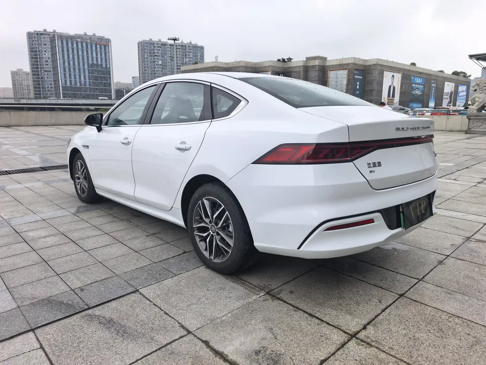 BYD Qin PLUS EV Qin PLUS EV 2021 400KM Luxury 2022 — thumbnail 5