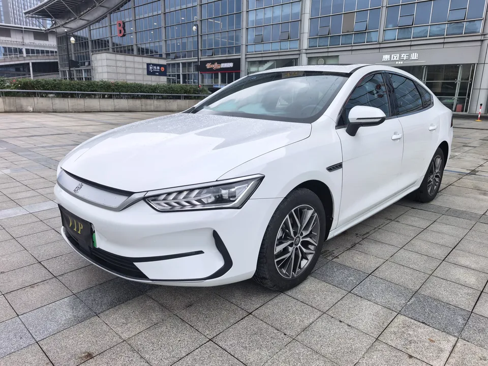 BYD Qin PLUS EV Qin PLUS EV 2021 400KM Luxury 2022 — photo 1, buy with delivery to Moscow