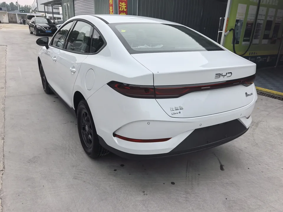 BYD Qin L DM Qin L DM 2026 DM-i 128KM Progressive 2026 — thumbnail 3