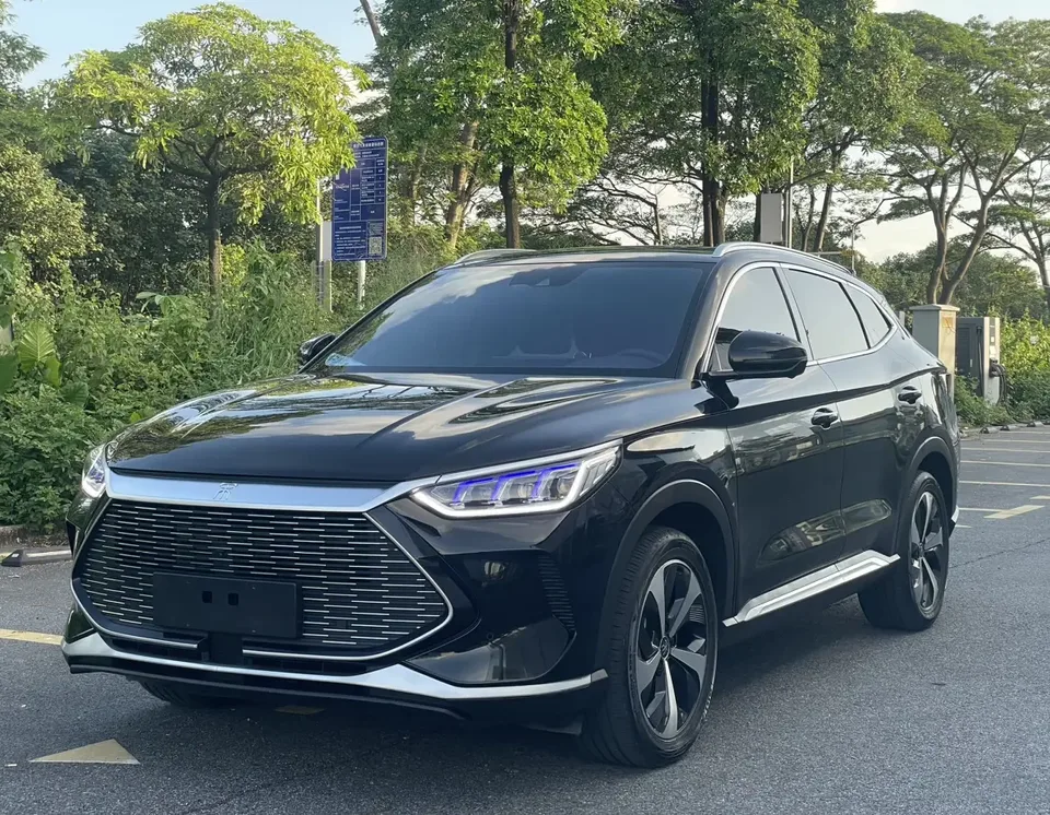 BYD Song PLUS DM Song PLUS DM 2021 DM-i 110KM 2WD Flagship 2022 — photo 1, buy with delivery to Moscow