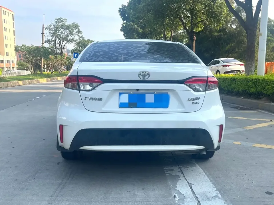 Toyota Levin Lei Ling 2022 185T CVT Deluxe Edition 2022 — thumbnail 2