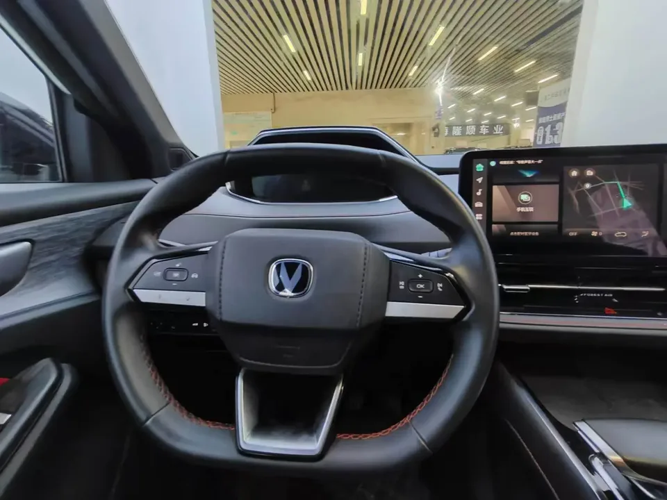 Changan CS55 Plus Changan CS55 PLUS 2024 The third generation 1.5T DCT Excellence 2023 — thumbnail 3