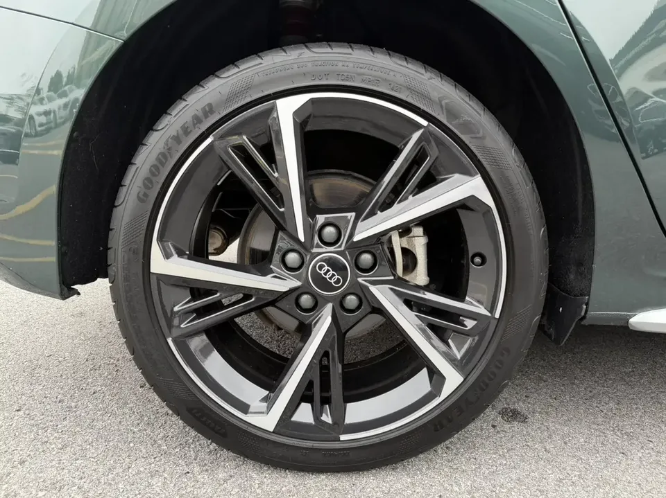 Audi A3 Audi A3 2022 Sportback 35 TFSI Stylish and sporty 2022 — thumbnail 4