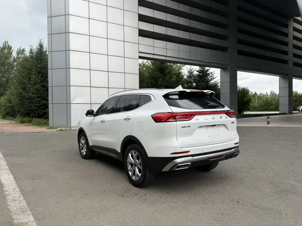 Haval H6 Haval H6 2023 National Trend Edition 1.5T Automatic Champion Edition 2022 — thumbnail 2