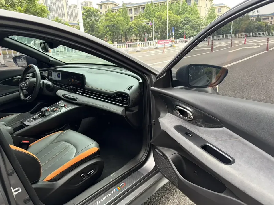 GAC Trumpchi Empow Shadow Leopard 2022 270T J16 R-Style Track Edition 2023 — thumbnail 3