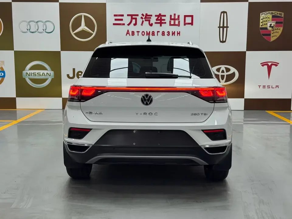Volkswagen T-Roc TANG 2023 280TSI DSG Time Edition 2023 — thumbnail 2