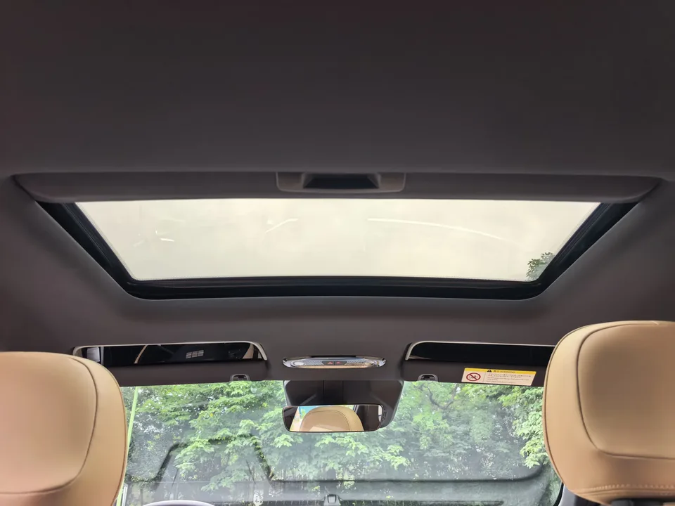 Geely Galaxy L6 Galaxy L6 2024 Longteng version 1.5T DHT 125km PLUS 2025 — thumbnail 5