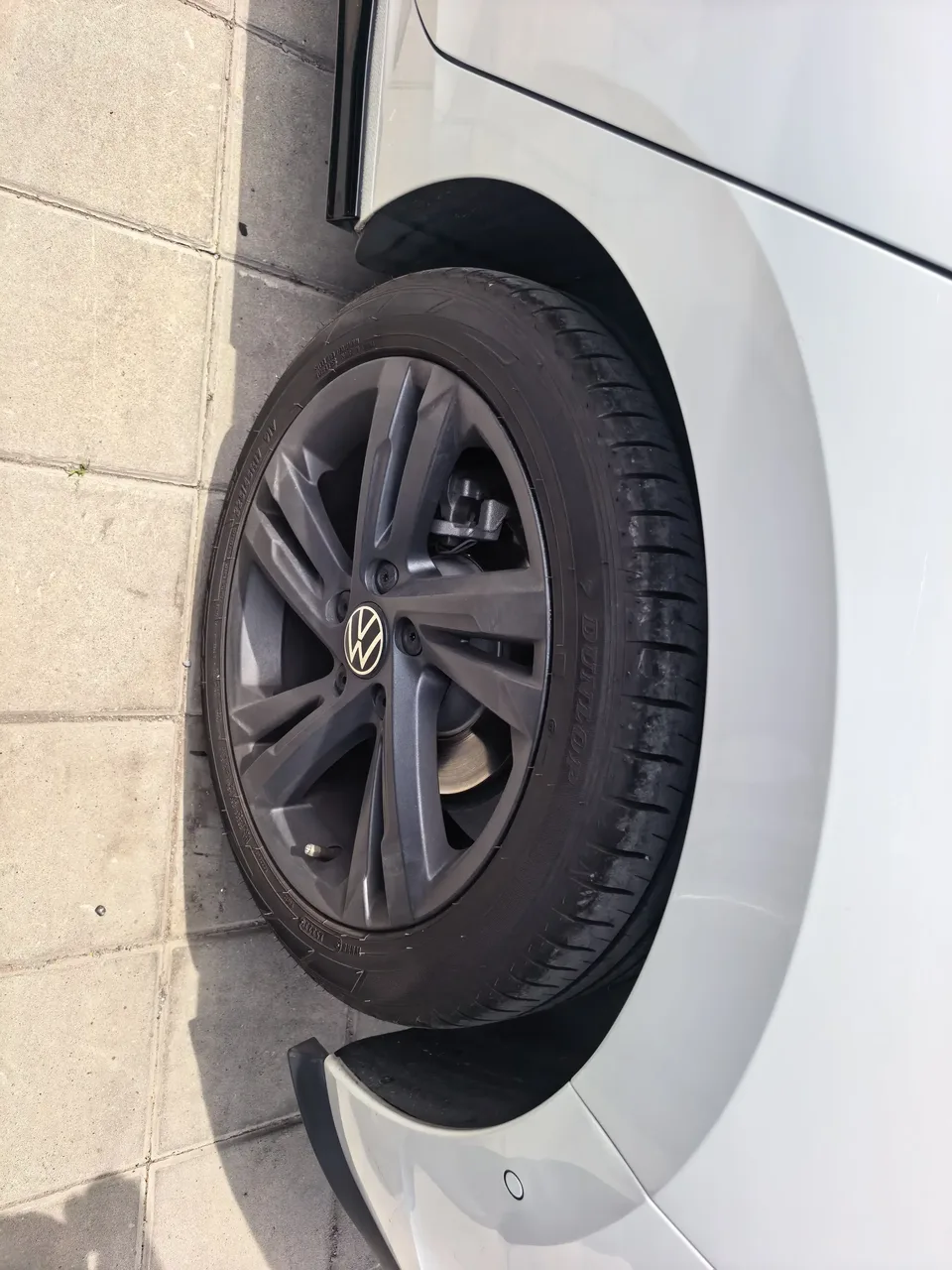 Volkswagen Golf golf 2023 280TSI DSG R-Line facelift 2024 — thumbnail 3