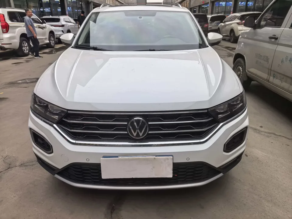 Volkswagen T-Roc TANG 2022 280TSI DSG 2WD Comfort PLUS 2023 — photo 1, buy with delivery to Moscow
