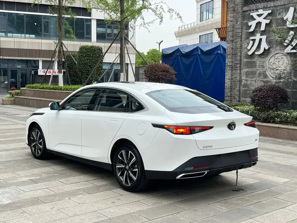 Changan Escape Escape 2024 1.5T DCT Premium 2024 — thumbnail 4