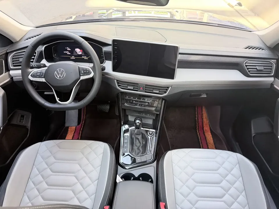 Volkswagen Tayron Tanyue 2023 280TSI 2WD Luxury Plus Advanced Edition 2023 — миниатюра 4