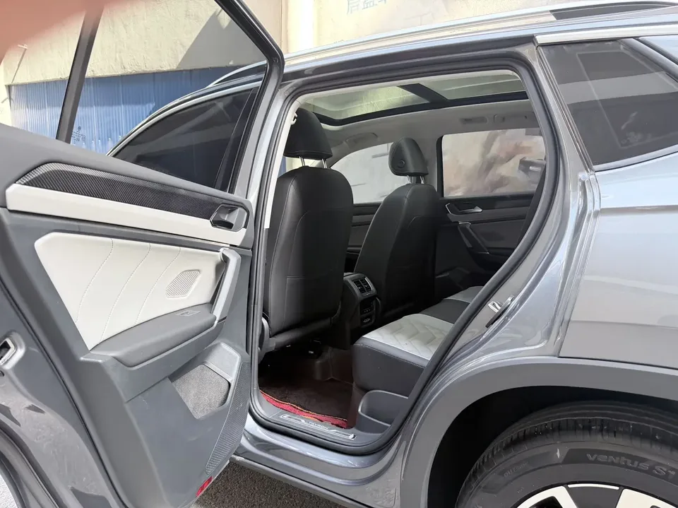 Volkswagen Tayron Tanyue 2023 280TSI 2WD Luxury Plus Advanced Edition 2023 — миниатюра 5
