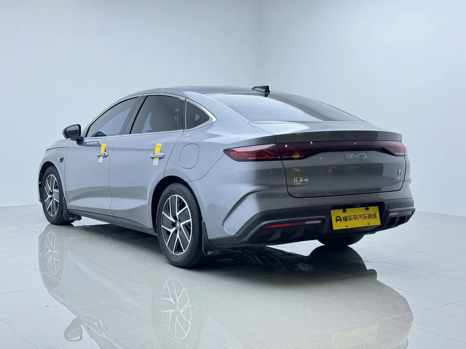 BYD Qin L DM Qin L DM 2025 DM-i 80KM Intelligent Driving Edition 2025 — thumbnail 2