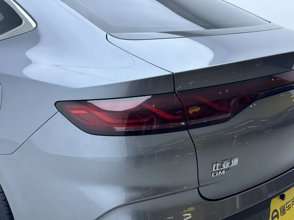 BYD Qin L DM Qin L DM 2025 DM-i 80KM Intelligent Driving Edition 2025 — thumbnail 4
