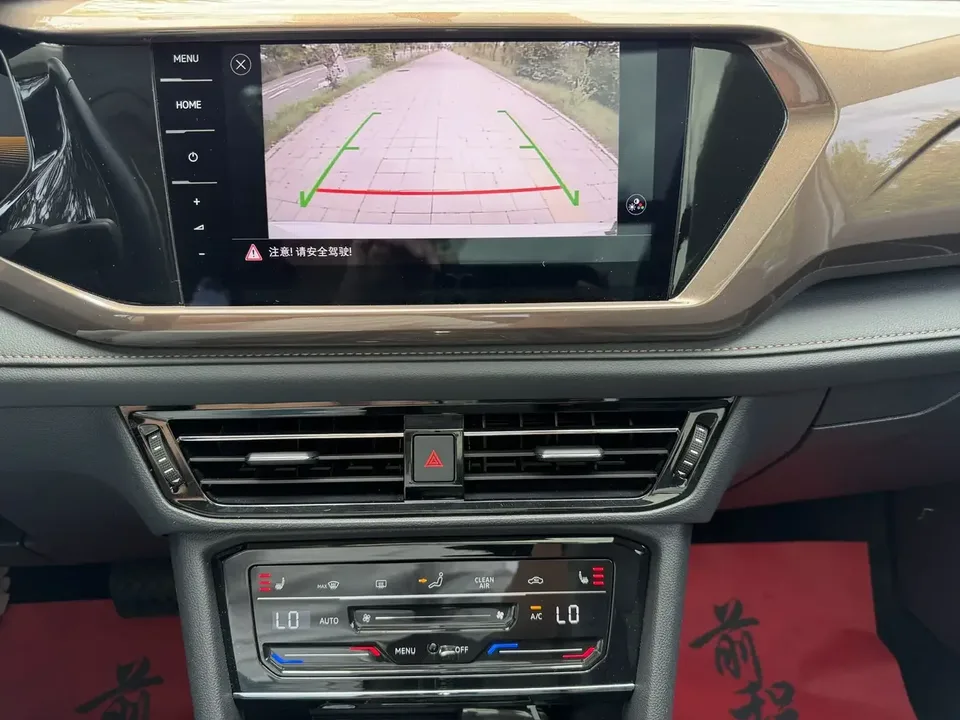 Volkswagen Tharu tuyue 2022 280TSI 2WD Deluxe Edition 2023 — thumbnail 4
