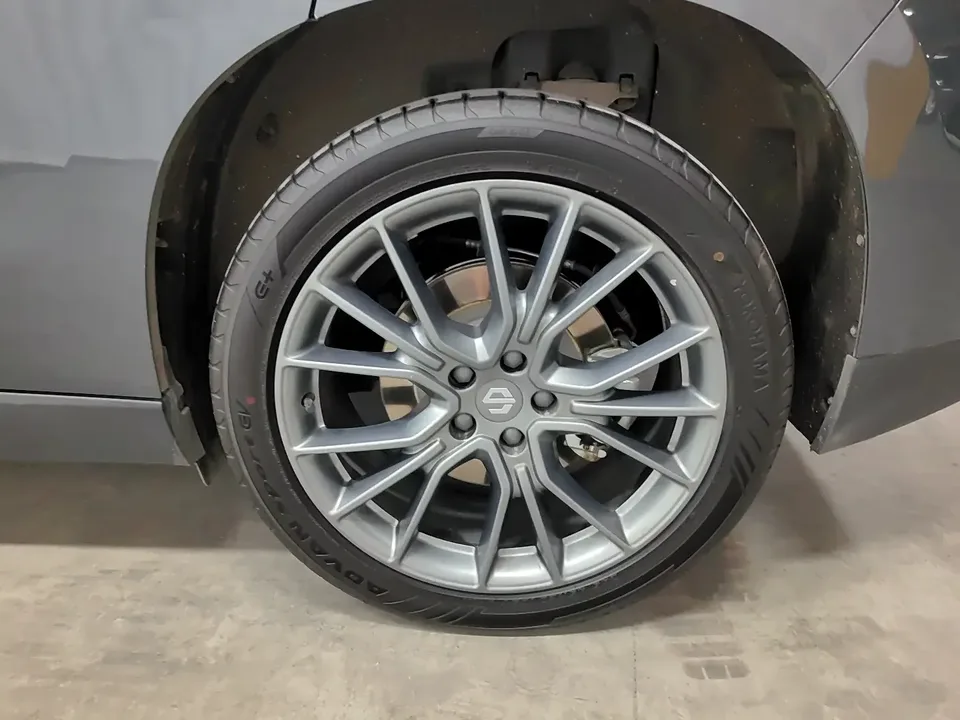 Leapmotor Zero running C10 Zero running C10 2024 Pure electric version 530 Comfort Edition 2024 — thumbnail 3