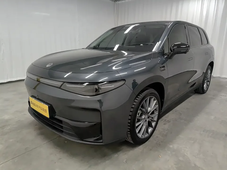 Leapmotor Zero running C10 Zero running C10 2024 Pure electric version 530 Comfort Edition 2024 — photo 1, buy with delivery to Moscow