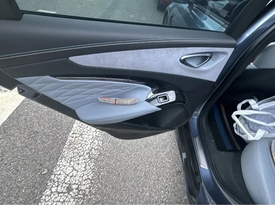 BYD Seal seal 2022 550KM Standard Range Rear-wheel Drive Premium Edition 2023 — thumbnail 5