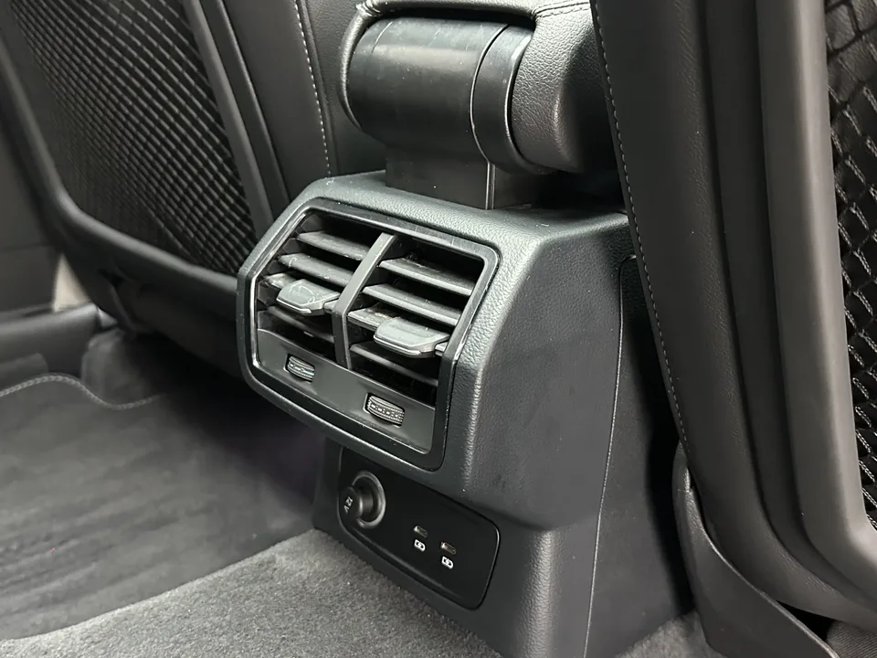 Audi Q3 Audi Q3 2022 35 TFSI Stylish Dynamic 2023 — thumbnail 4