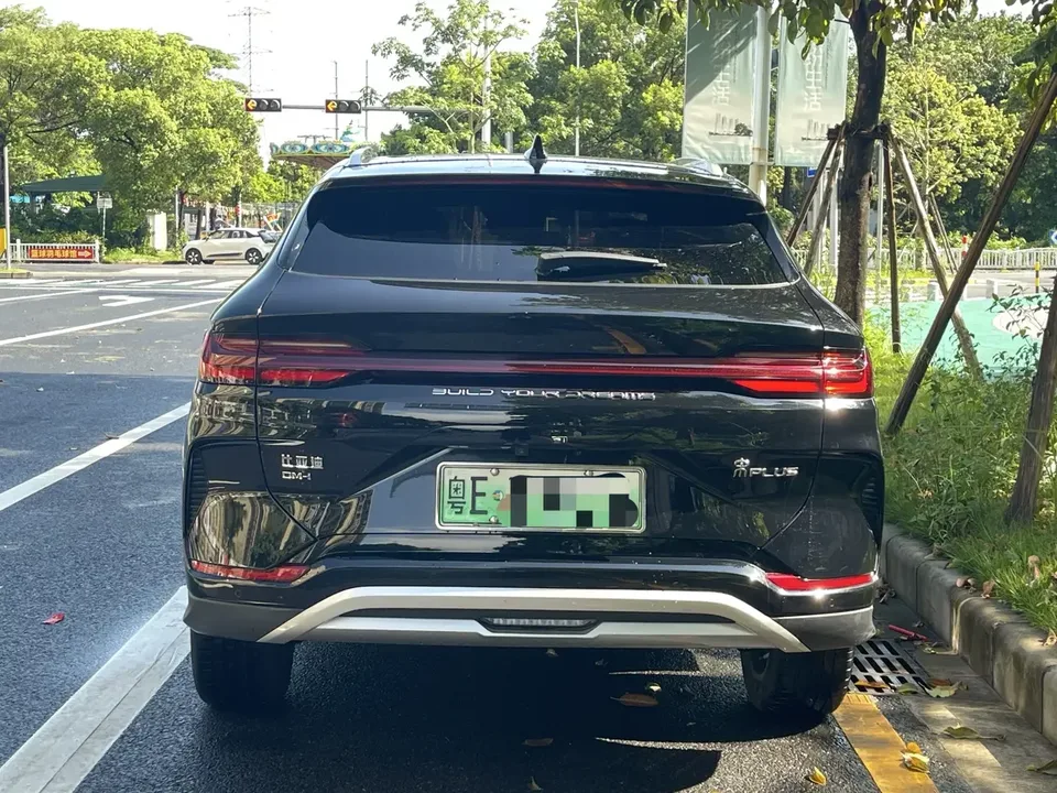 BYD Song PLUS DM Song PLUS DM 2023 DM-i Champion Edition 110KM Flagship 2023 — thumbnail 2