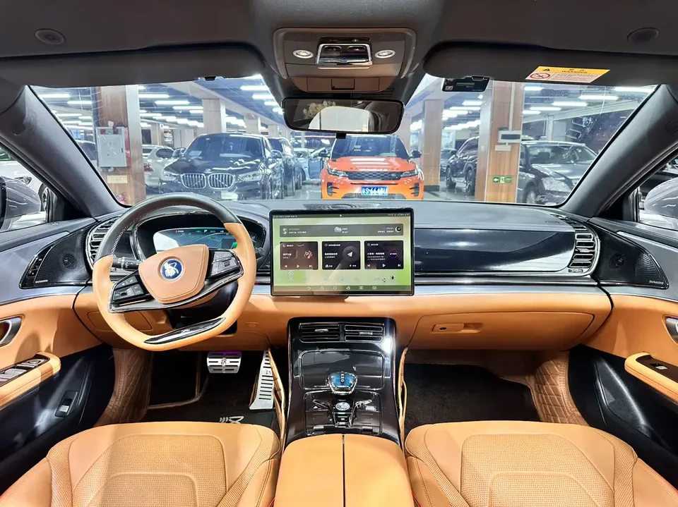 BYD Han DM Chinese DM 2023 DM-i Champion Edition 121KM Prestige 2023 — thumbnail 4