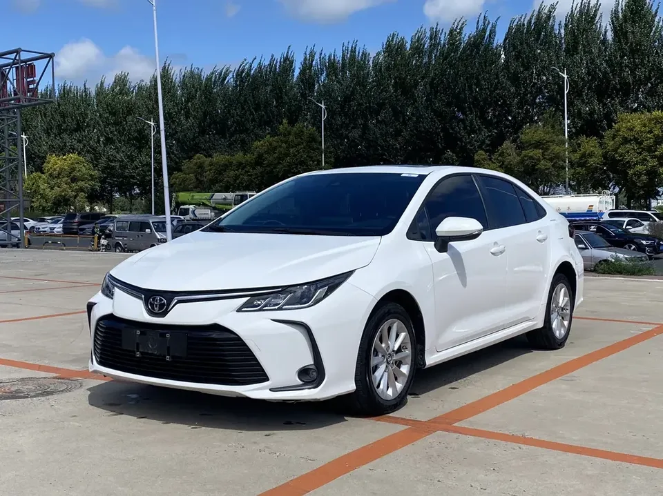 Toyota Corolla Corolla 2021 1.2T S-CVT Elite PLUS Edition 2022 — photo 1, buy with delivery to Moscow