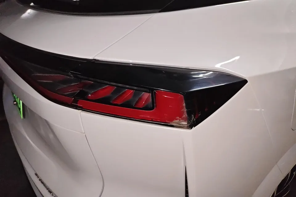 Changan UNI-Z PHEV Changan UNI-Z PHEV 2024 Blue Whale iDD 125KM Beyond 2025 — thumbnail 2