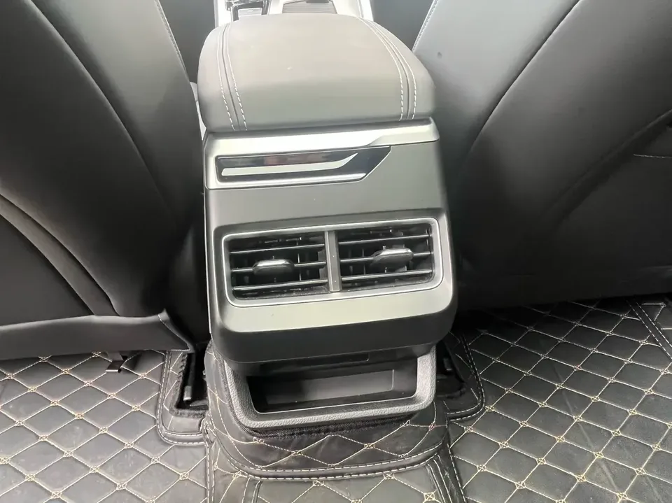 Geely Preface Xing Rui 2025 1.5T Dongfangyao Kunlun Edition 2024 — thumbnail 3