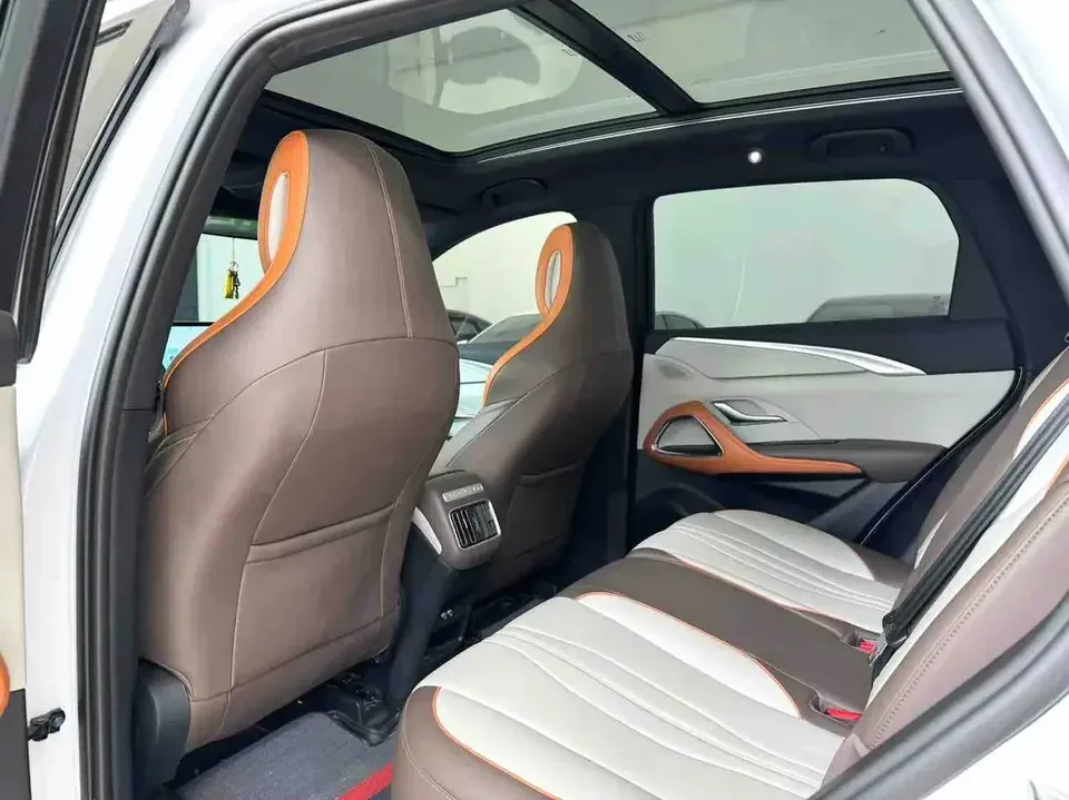 BYD Song PLUS DM Song PLUS DM 2021 DM-i 110KM 2WD Flagship 2023 — thumbnail 3