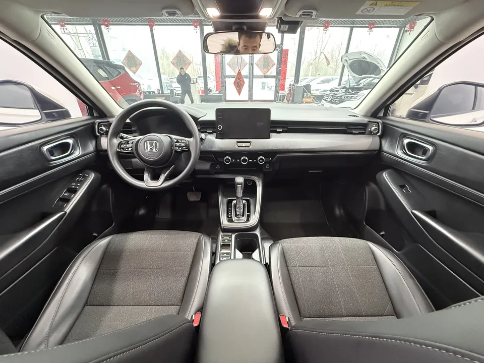 Honda VEZEL Binzhi 2023 1.5L CVT Technology Edition 2023 — thumbnail 4