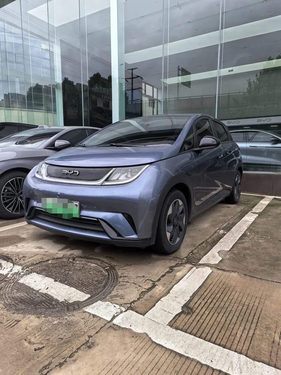 BYD Dolphin dolphin 2024 Honor Edition 420km Fashion Edition 2024 — photo 1, buy with delivery to Moscow