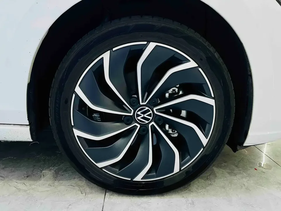 Volkswagen Golf golf 2021 280TSI DSG R-Line 2023 — thumbnail 2
